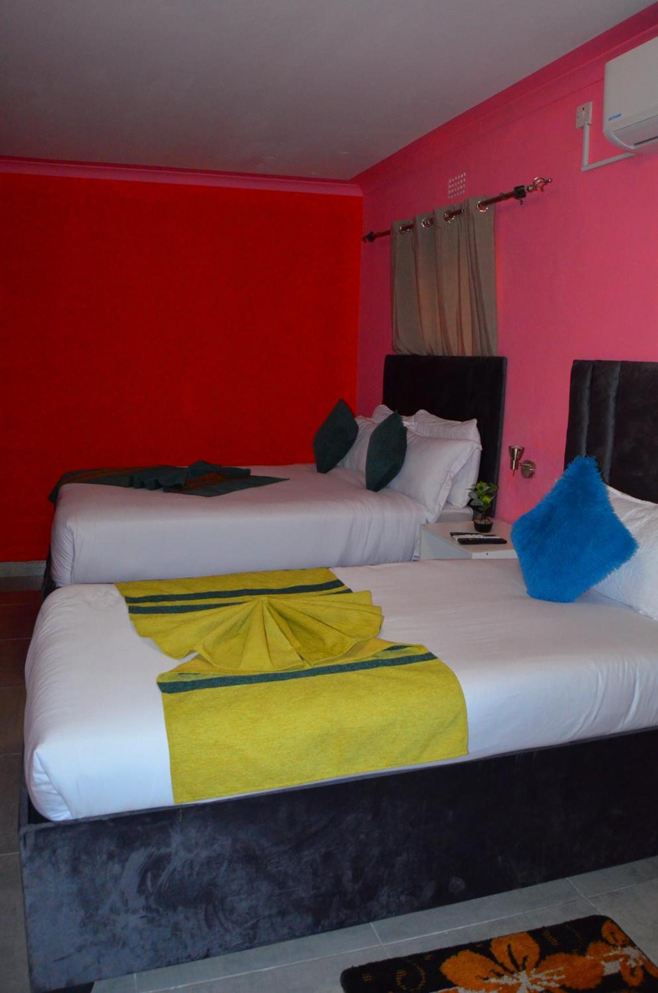 Chobe Kulotu Guest House Kasane Kültér fotó