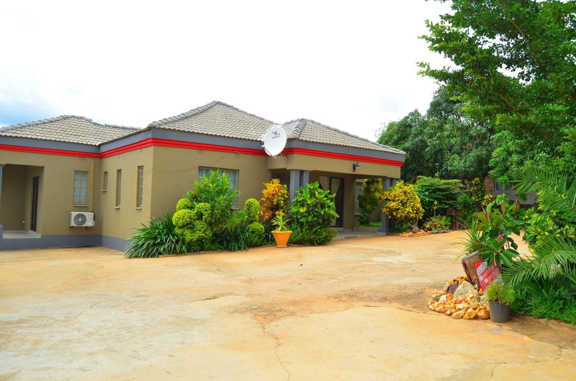 Chobe Kulotu Guest House Kasane Kültér fotó